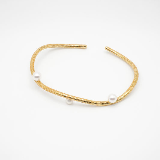 Pearl Sculpture Cuff Bracelet